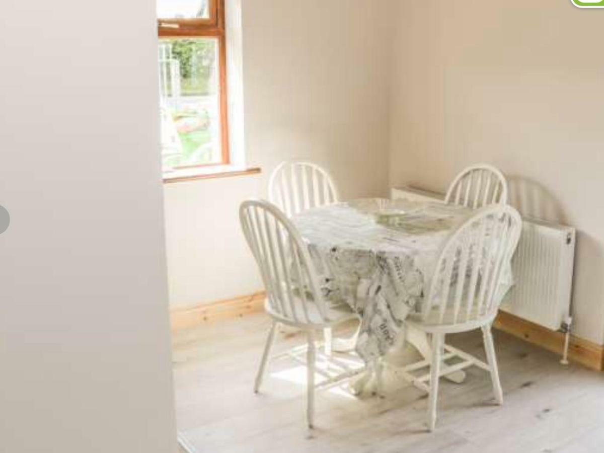 Reek View - Two Bedroom Cottage Westport Bagian luar foto