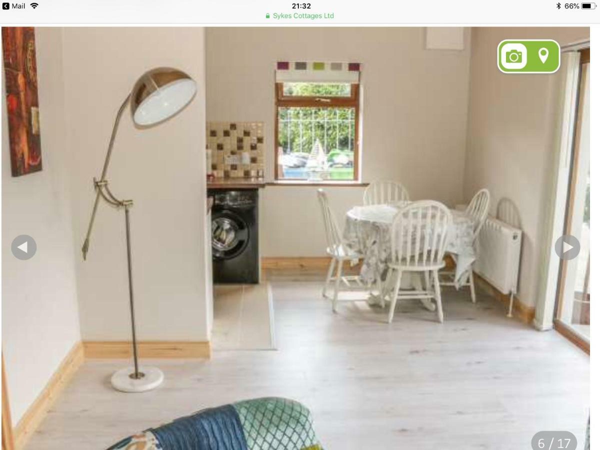 Reek View - Two Bedroom Cottage Westport Bagian luar foto
