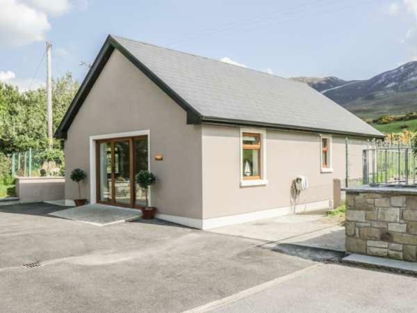 Reek View - Two Bedroom Cottage Westport Bagian luar foto